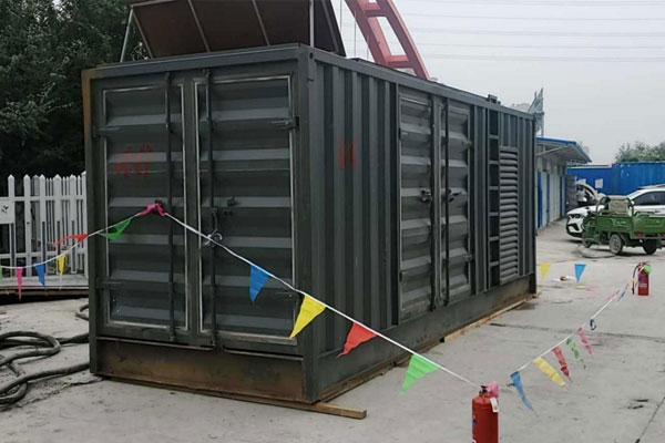 呼兰发电机租赁空气滤清器多久更换一次？