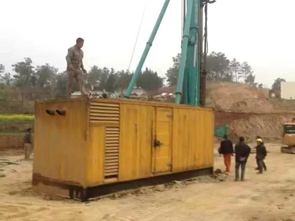 呼兰如何判断水冷式机油散热器密封件是否需要更换？